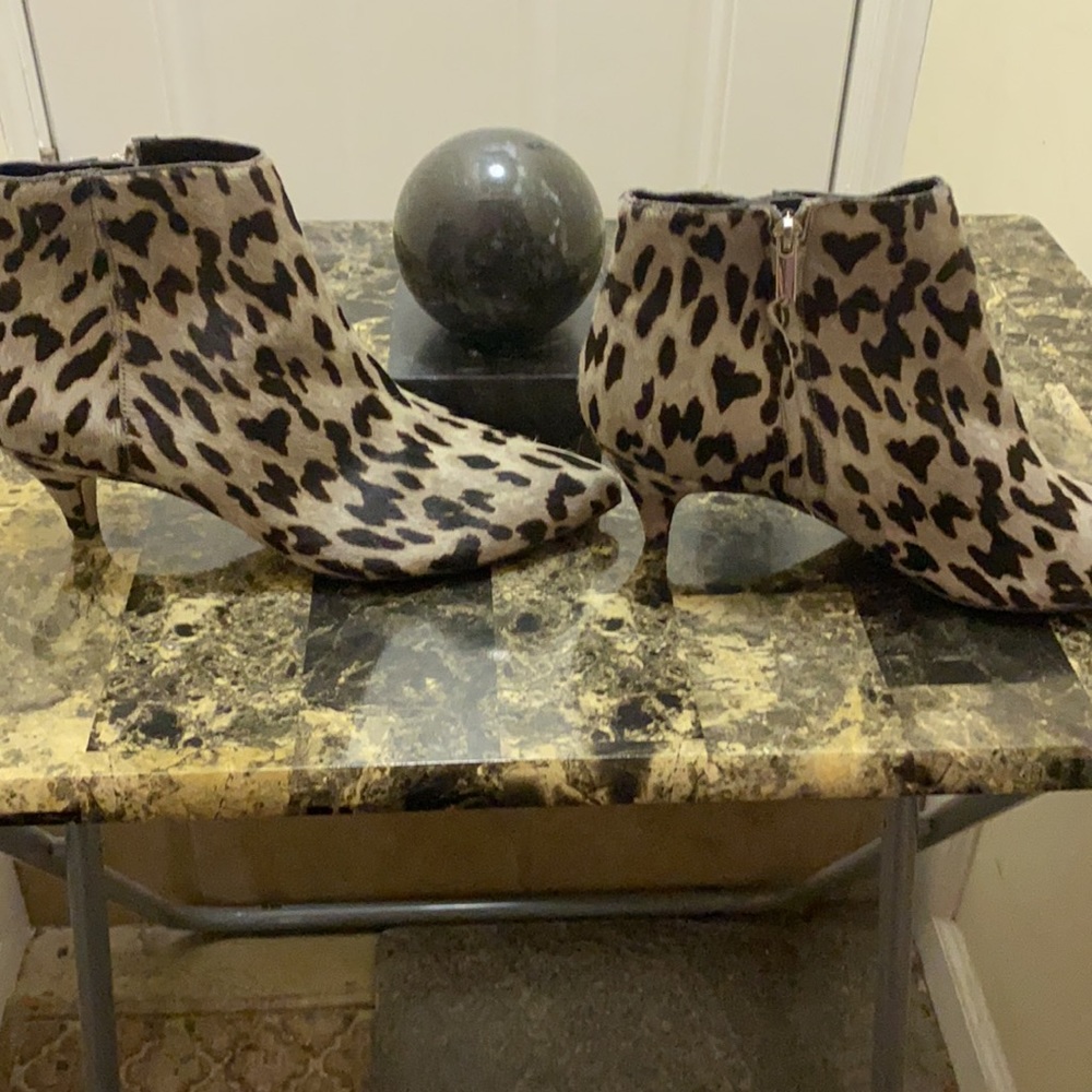 New Sam Edelman Gray & Black Pointe Toe Booties - w/Leopard Print / NWT Size 9.5